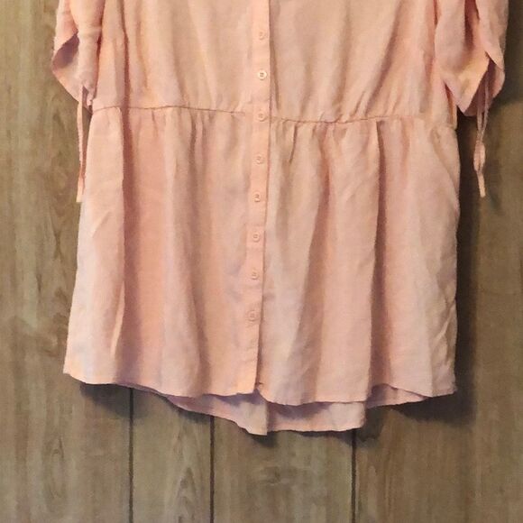 Torrid Challis Tie Sleeve Babydoll Top Peach Asymmetrical Hemline 1 1X - Picture 7 of 14